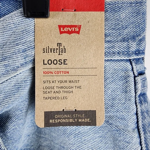 Levi's Silvertab Loose Fit Distressed Light Blue Jeans Mens Size 32x32 NWT